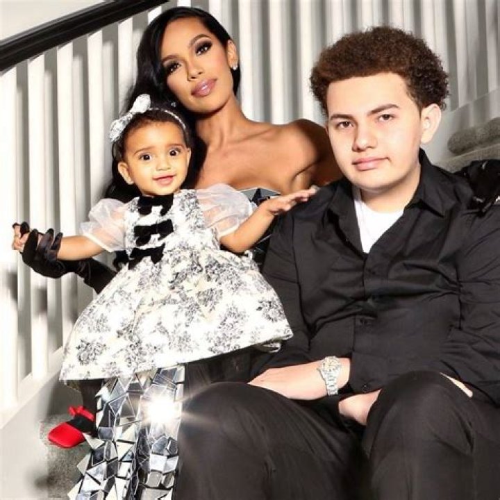 Raul Conde Bio, Age, Family, Wife, Children, Erica Mena, Music, Net Worth