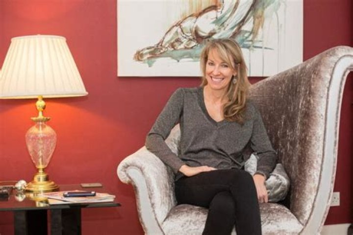 
Renee Hoenderkamp Height, Weight, Net Worth, Age, Birthday, Wikipedia, Who, Nationality, Biography 