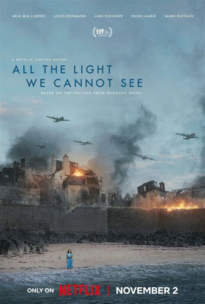 Review: ‘All the Light We Cannot See’ comes with the best of intentions, but Netflix’s undercooked and overwrought series falls well short of its Pulitzer-winning source material
