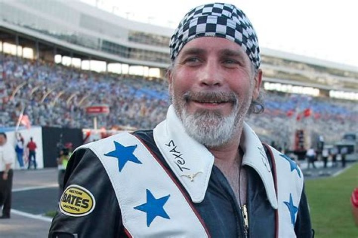 Robbie Knievel Biography - Facts, Childhood & Family of Stunt Performer & Daredevil