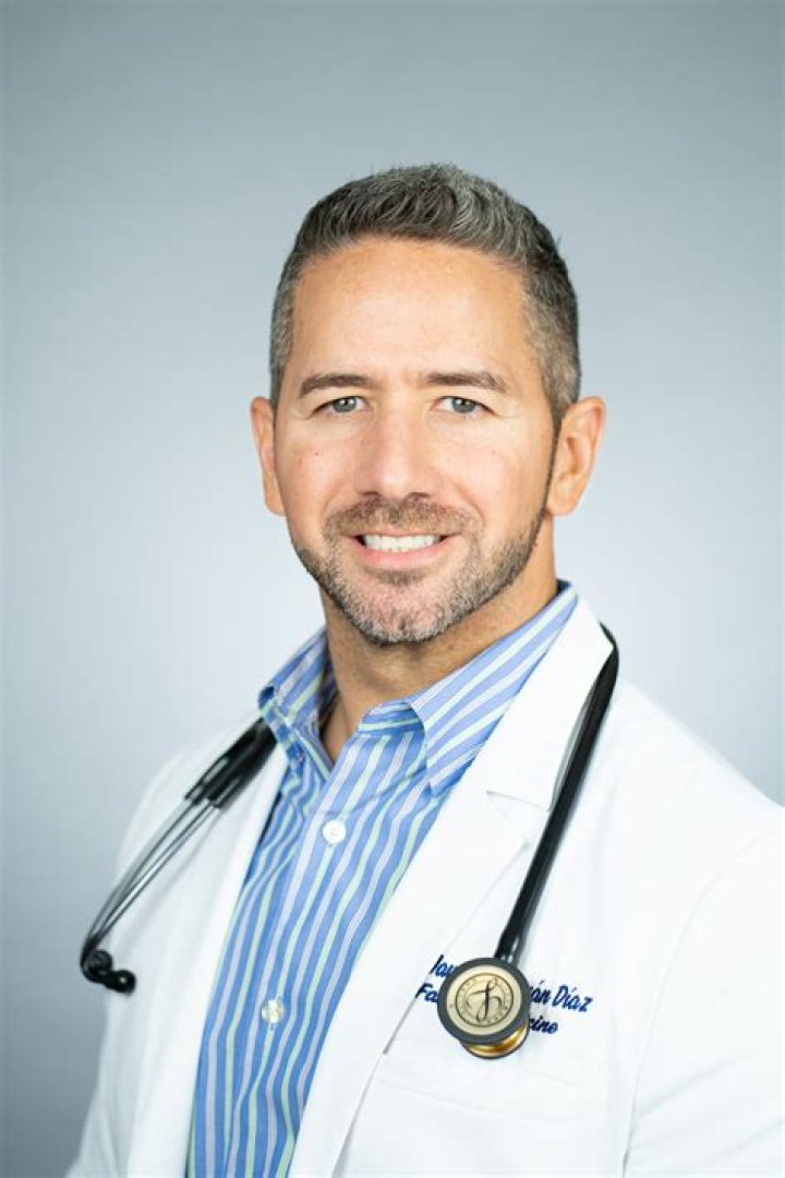 Dr. Robert Casillas, MD – Los Angeles, CA