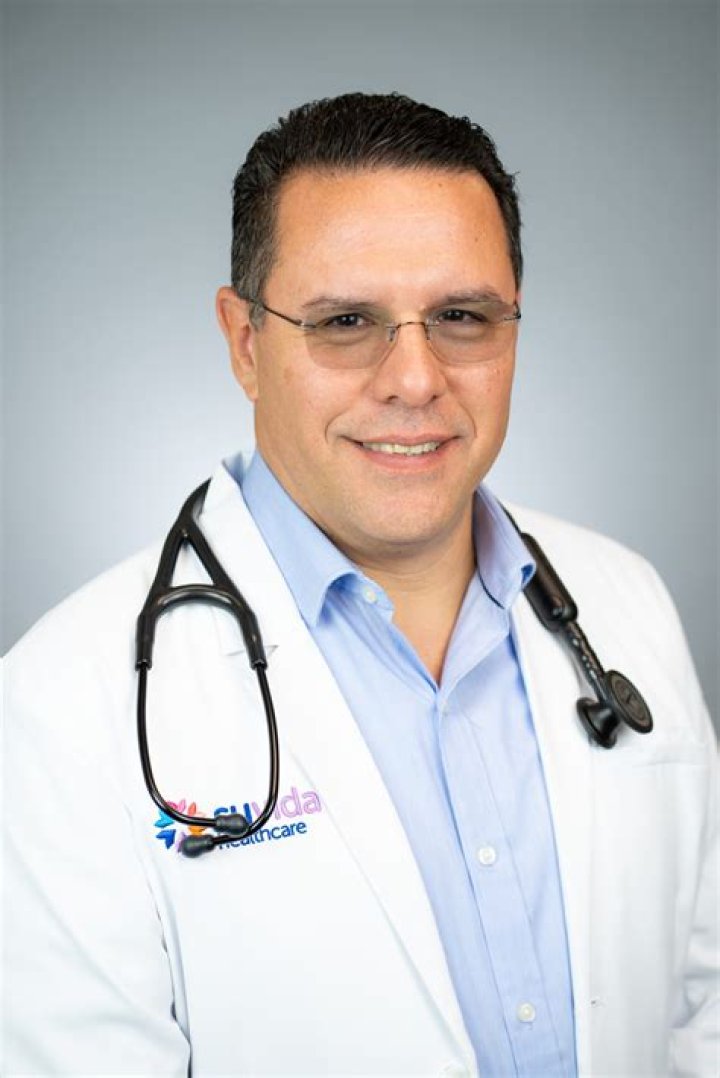 Dr. Roberto Alvarez, MD – Houston, TX