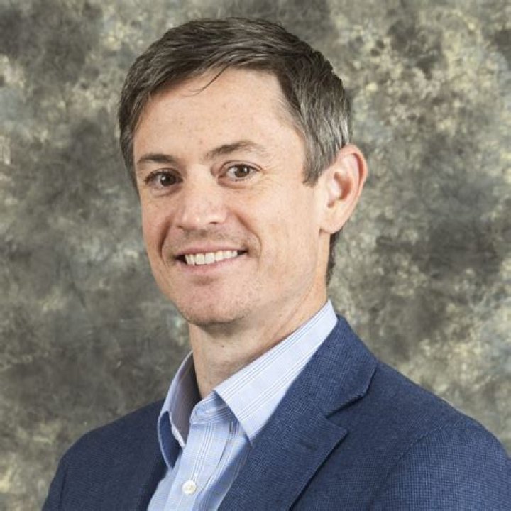 Dr. Ronald Auer, MD – Greendale, IN