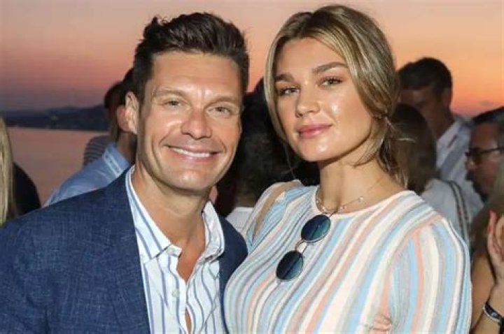 Ryan Seacrest And Shayna Taylor Break Up For A Third Time!