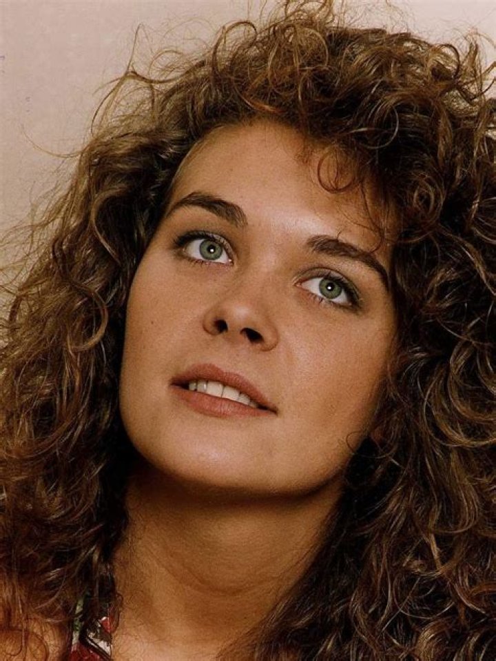 Samantha Beckinsale Biography – Facts, Childhood, Family Life of English Actress