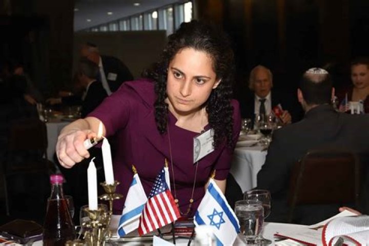 Samantha Woll Wiki, Obituary, Age, Boyfriend, Husband, Parents and More