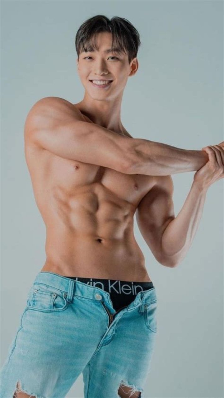 Sang Heon Lee (XO Kitty Actor) Wiki, Age, Ethnicity, Parents Girlfriend & Height