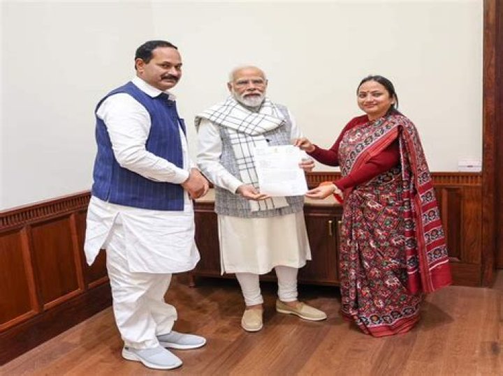 Sanjeev Bhaskar siblings: Meet Sangeeta Bhaskar