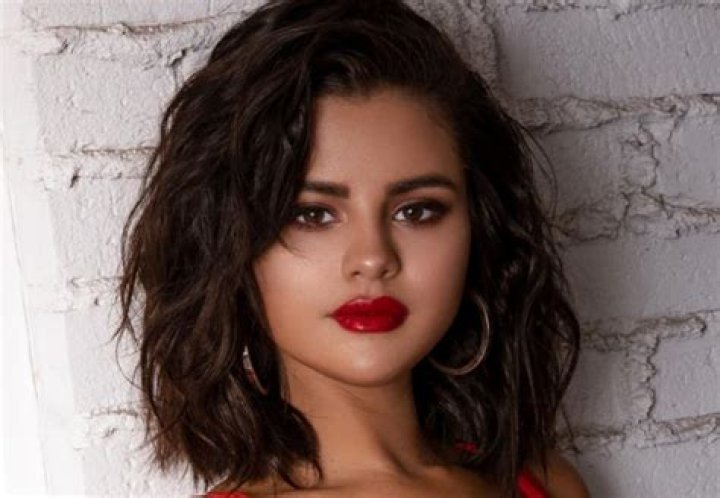 Selena Gomez Slams Social Media — Says It’s Dangerous And Scary