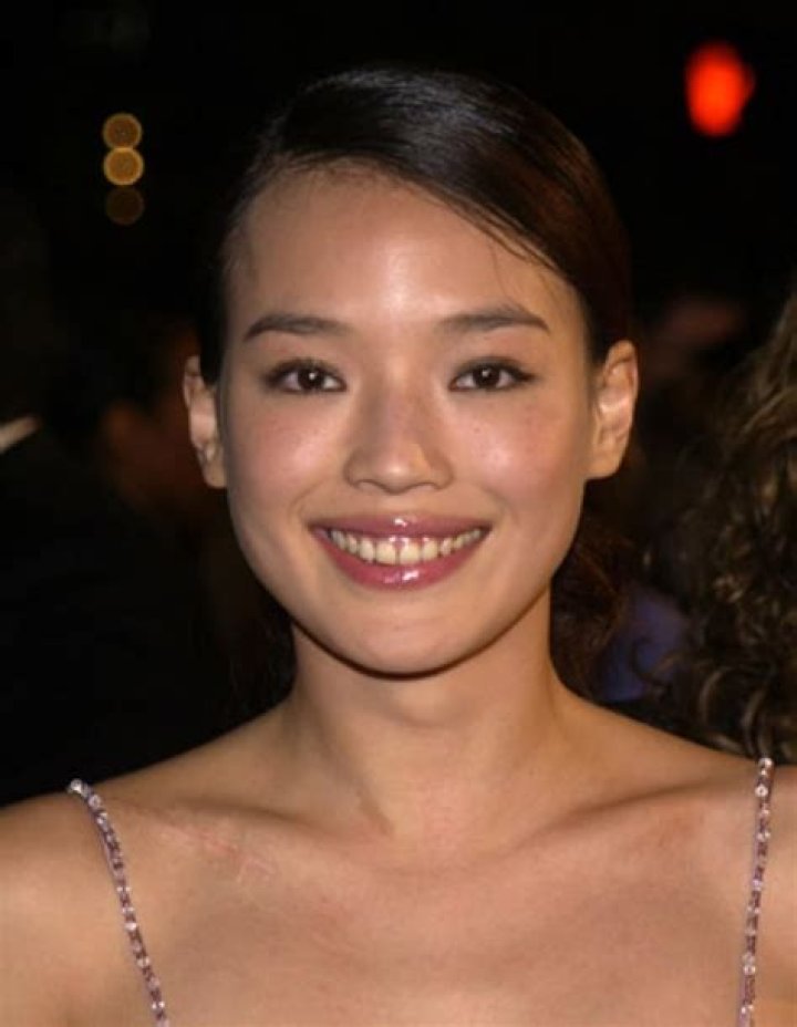 Shu Qi Biography - Facts, Childhood, Family Life & Achievements