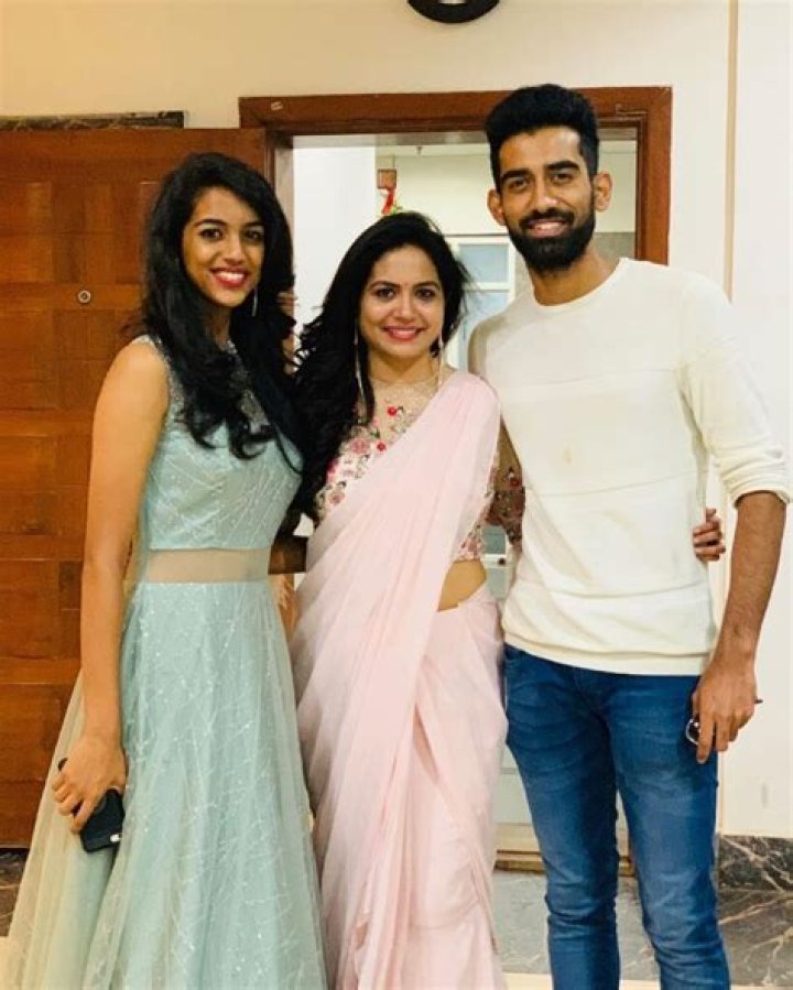 Singer Sunitha Age, Wiki, Bio, Husband, Body Stats, Career