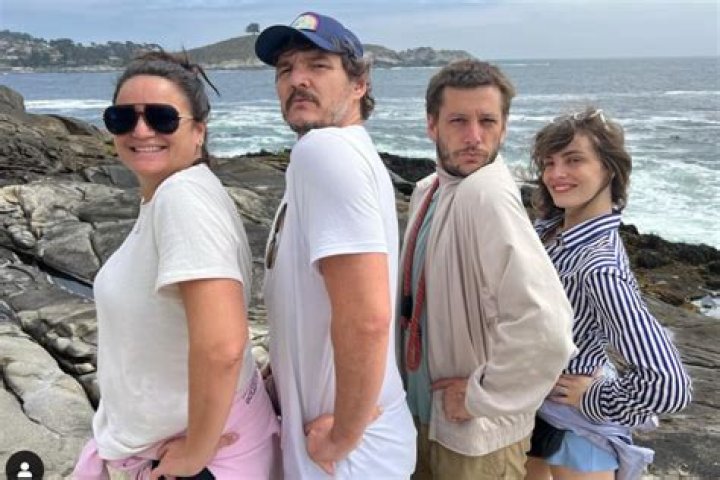 Star Wars fans are offering to bear Pedro Pascal’s children