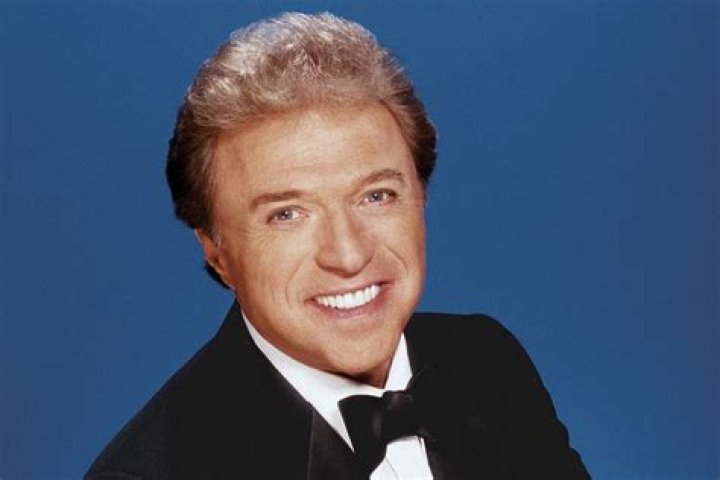 Steve Lawrence Biography - Facts, Childhood, Family Life & Achievements