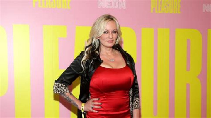 Stormy Daniels has a fun answer when asked ‘What’s the wh*re doing today?’