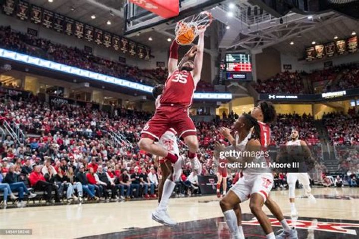 Tanner Groves Height, Weight, Net Worth, Age, Birthday, Wikipedia, Who, Nationality, Biography