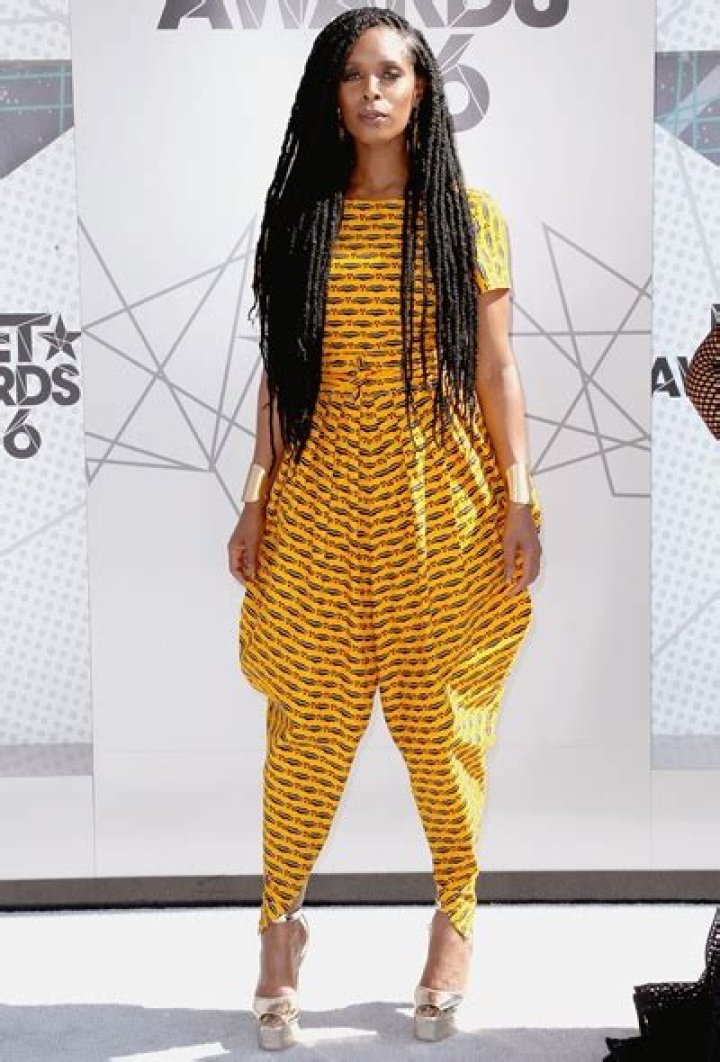 Tasha Smith Height Weight Body Measurements Family Ethnicity Facts