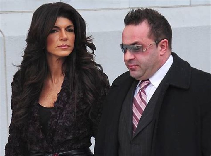 Teresa And Joe Giudice – Will She And The Girls Visit Him In Prison This Christmas?