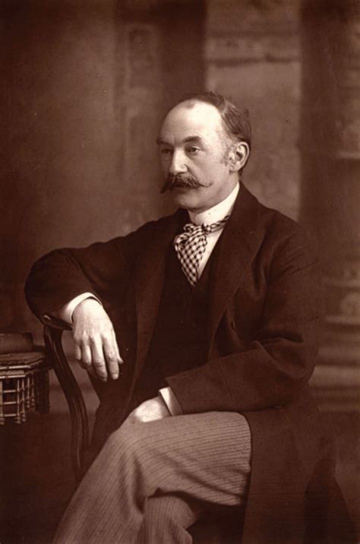 Thomas Hardy Biography - Facts, Childhood, Family Life & Achievements of English Poet & Novelist