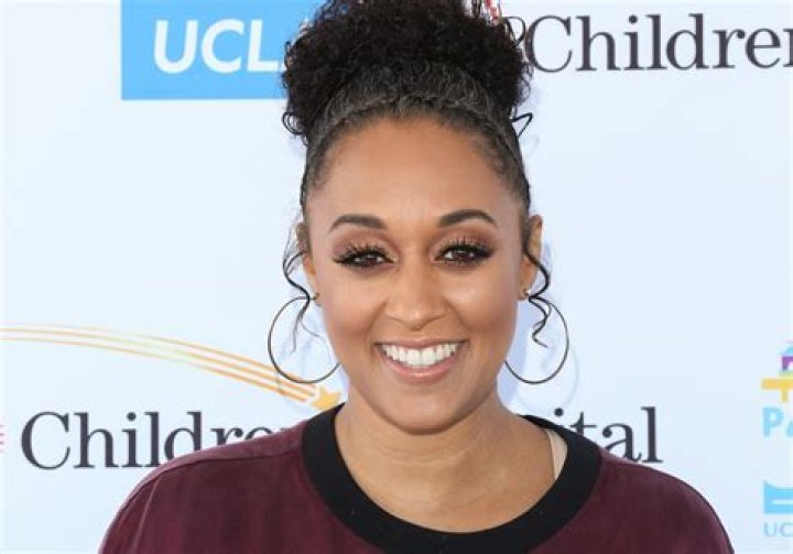 Tia Mowry-Hardrict, 41, Looks Ageless In Photo Where She Is Dressed As Her ‘Sister Sister’ Character — Is There A Reboot Coming?