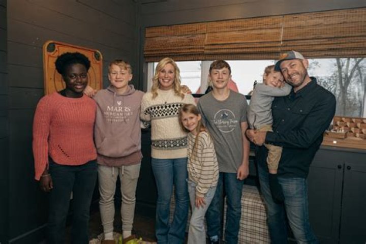 Transforming Historic Homes With "Did Chase Looney From Fixer To Fabulous"
