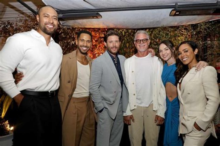 Uli Latukefu family, wife, parents, siblings