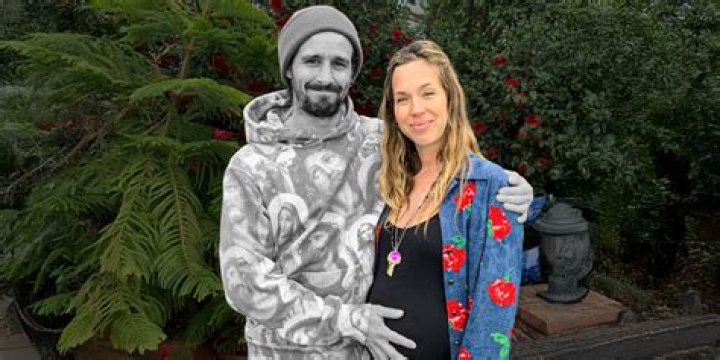 Uncovering The Private Life Of Phil Dunster: Wife And Beyond