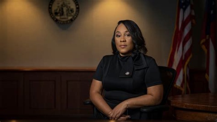 Unveil The Untold Story Of Singer Maxwell's Wife: Discoveries And Insights