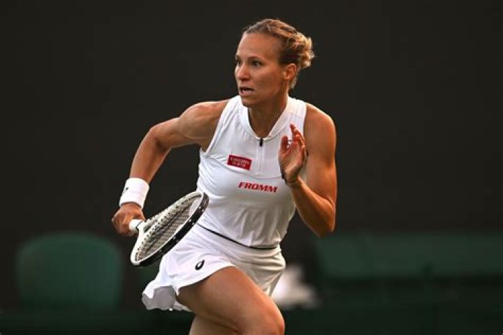 Viktorija Golubic age, height, weight, nationality, family, coach, ranking, net worth