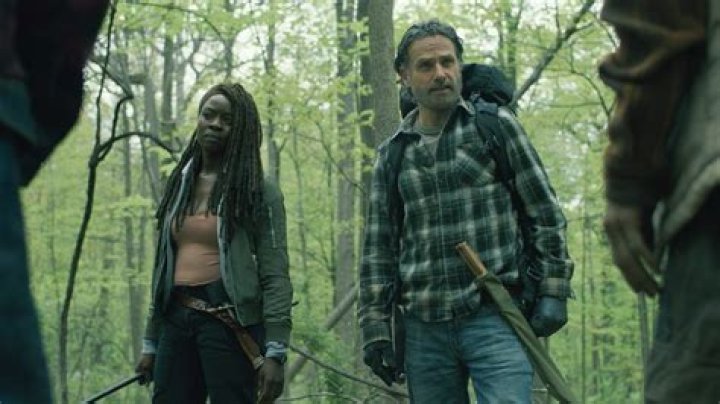 The Walking Dead’s Shocking Sex Scene Helped Raise Ratings