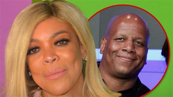 Wendy Williams Taking It Easy On Kevin Hunter In Divorce Because She’s Eager To Get Him To Sign The Papers