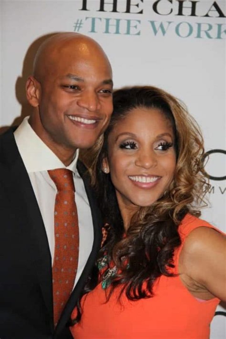 Wes Moore Bio, Wiki, Age, Height, Family, Wife, Kids, Robin Hood, Quotes, Books, and Net Worth.