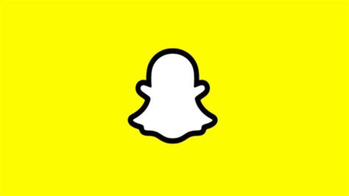 What does the yellow heart mean on Snapchat? Yellow heart emoji, explained