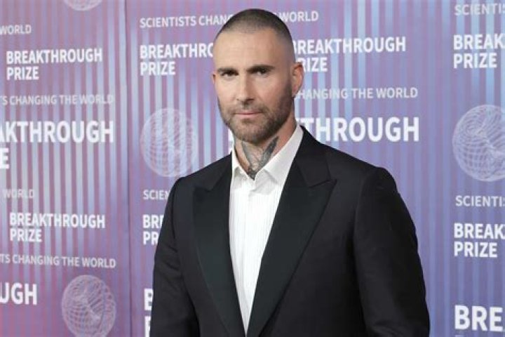 What ethicity is Adam Levine? Were did Adam Levine grow up?