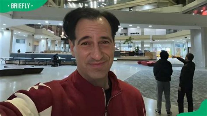 What happened to Carl Azuz?