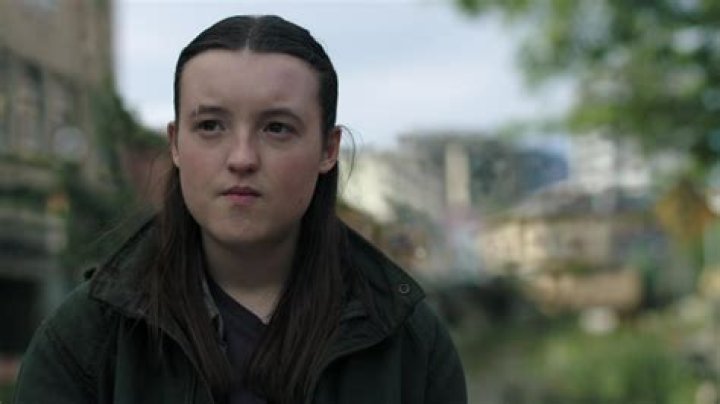 What song plays in the escalator scene in HBO’s ‘The Last of Us’ episode seven?