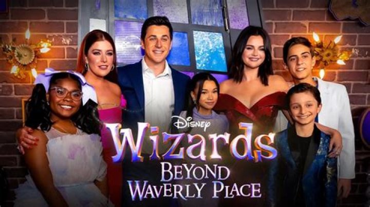 Where does Wizards of Waverly Place live? – Celebrity