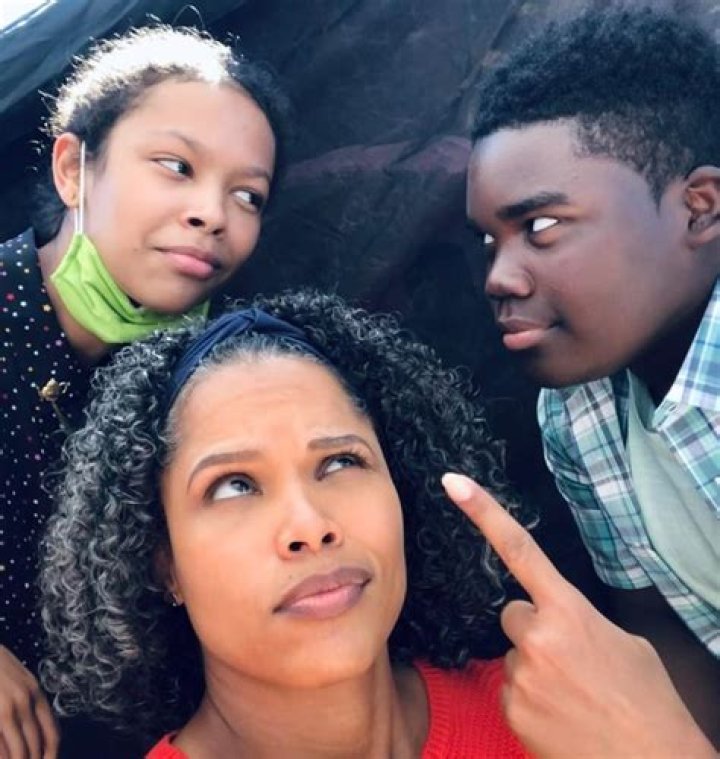 Who Are Kyliegh Curran Parents? Meet Mom Traci-Liegh And Dad Shannon Curran Of Secrets Of Sulphur Springs Actress