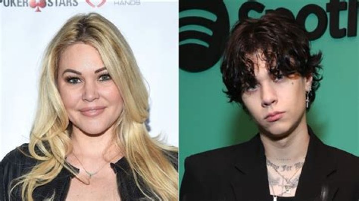 Who is April Justin, Landon Collins mother?