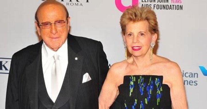 Who is Clive Davis wife Helen Cohen?