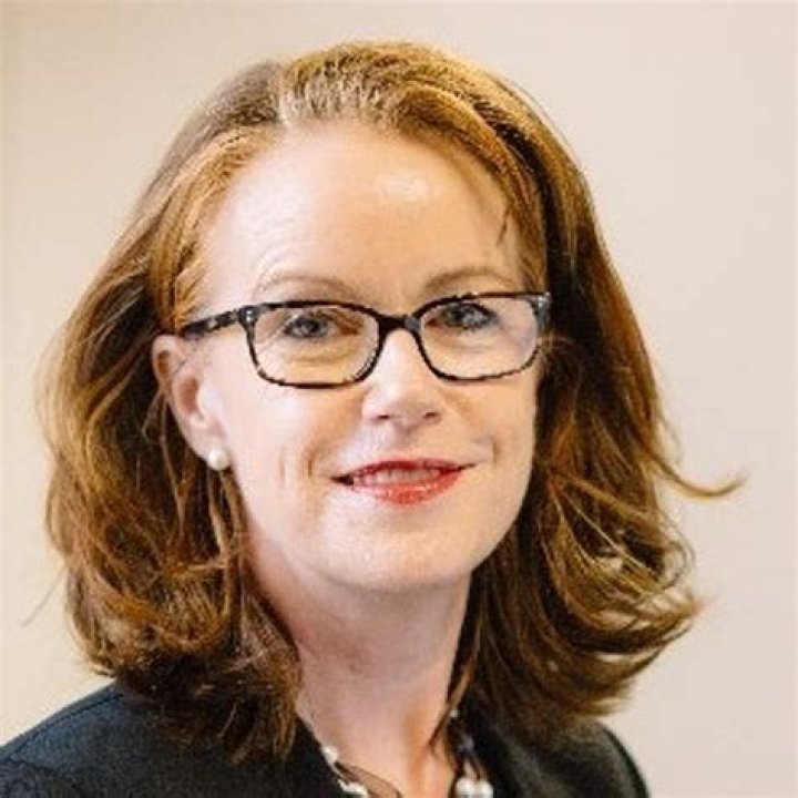 Who is Dylan O'Brien mother Lisa O'Brien? Wiki, age, career, family, net worth