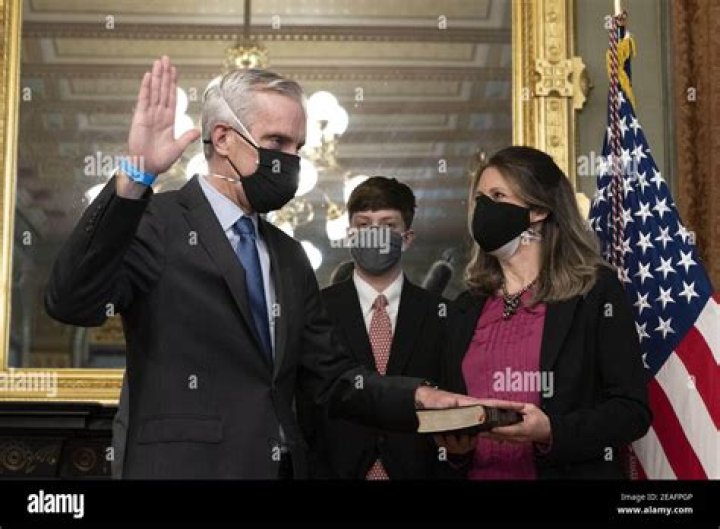 Who is Kari McDonough wife of Denis McDonough?