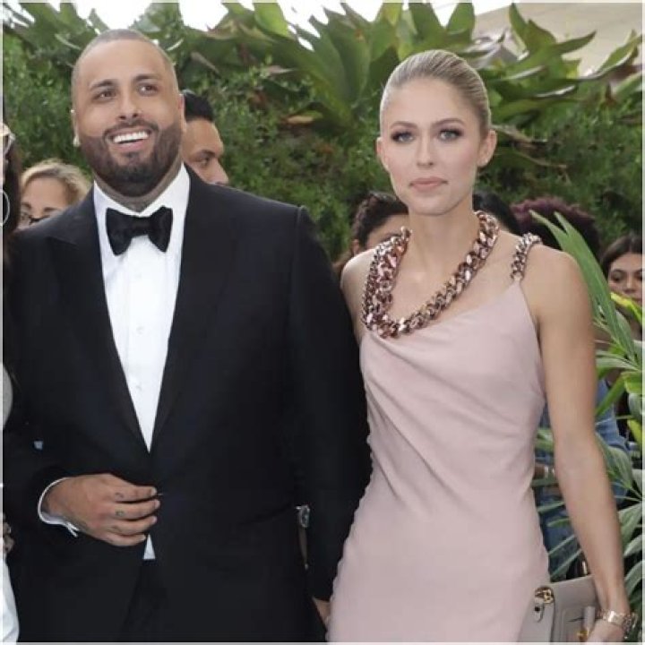 Who is Nicky Jam wife Angélica Cruz?