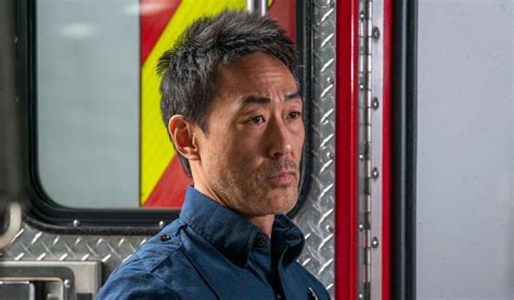 Why is he called chimney on 911? – Celebrity