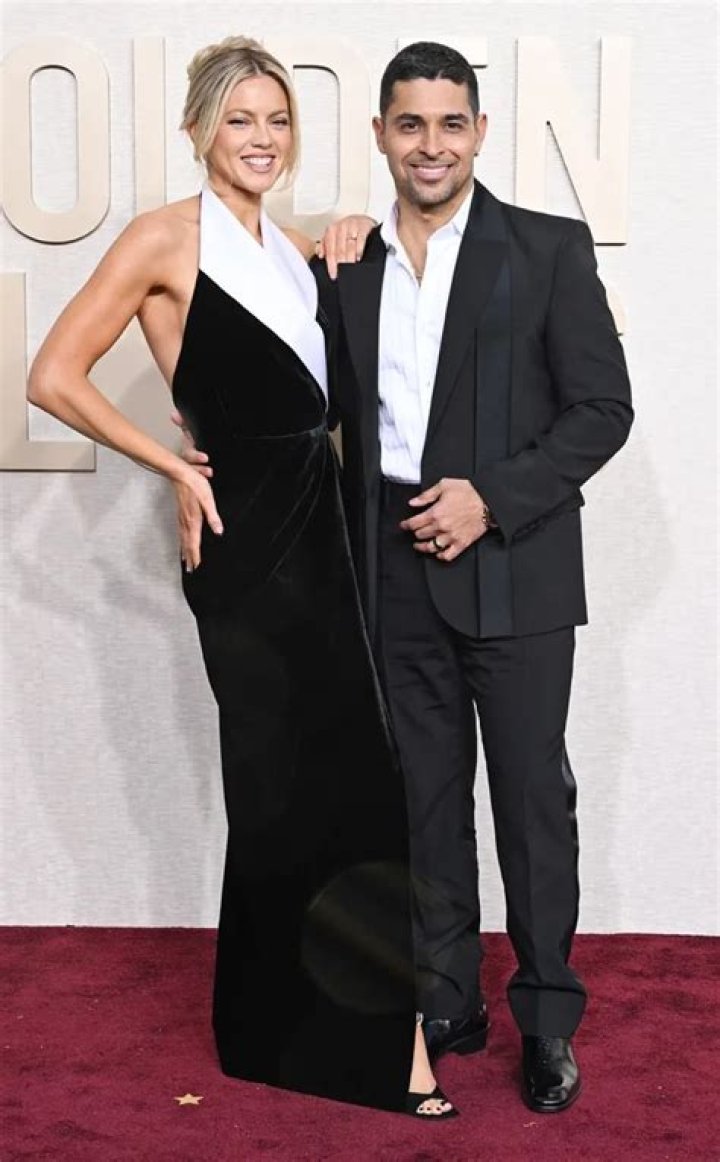 Wilmer Valderrama Height Weight Body Measurements Shoe Size Age Facts