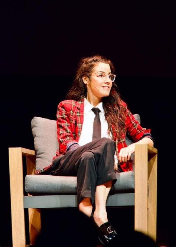 Wlehyenneh Toles Net Worth, Income, Salary, Earnings, Biography