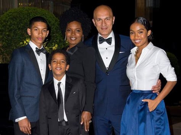 Yara Shahidi Parents: Who Are Keri Salter Shahidi And Afshin Shahidi? Siblings And Family
