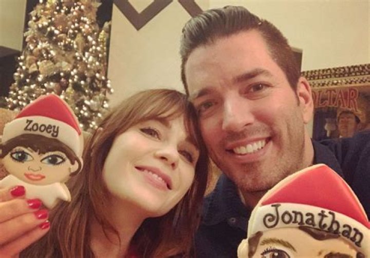 Zooey Deschanel Gushes Over Her ‘Sweetie’ Jonathan Scott After Celebrating First Christmas and New Year’s Together